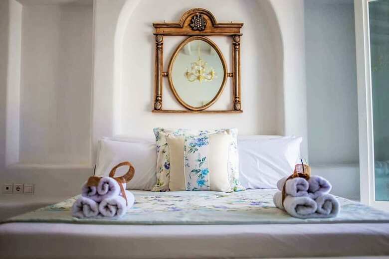 Villa Queen Co By The Pearls Collection