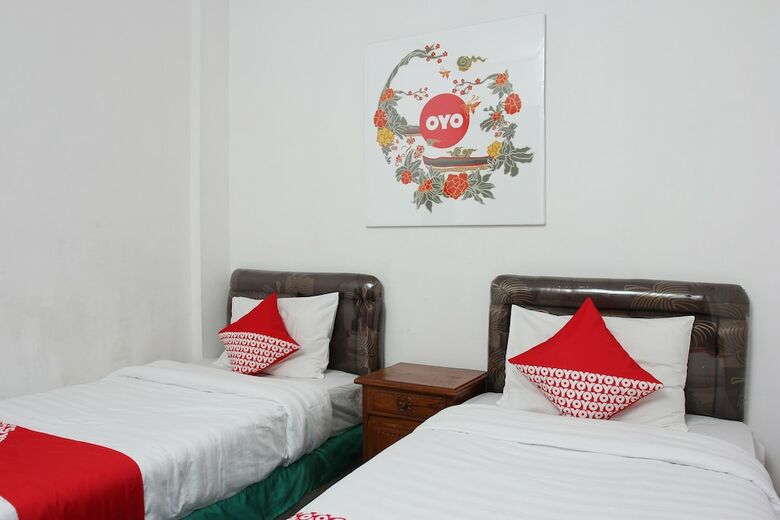 Oyo 392 Hotel Mawar Saron