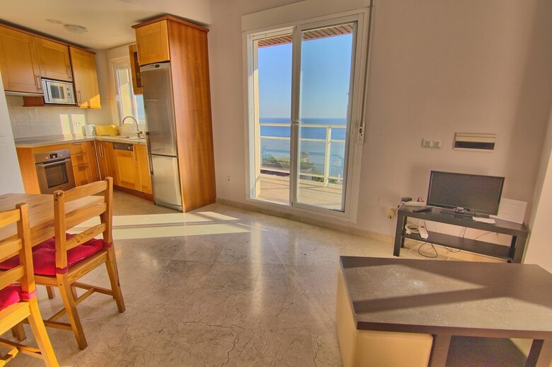 Apartamentos Carvajal Seafront Penthouse