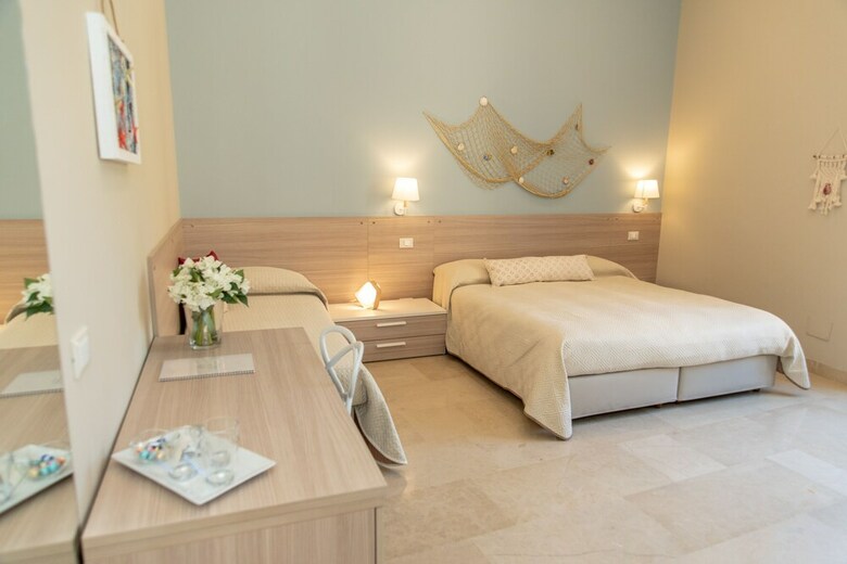 Hotel Xenia Rooms