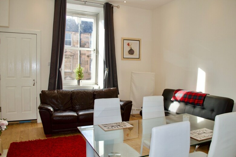 Luxurious 1 Bedroom Flat In Leith Walk