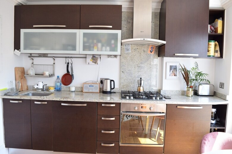 Spacious Studio Apartment In East London