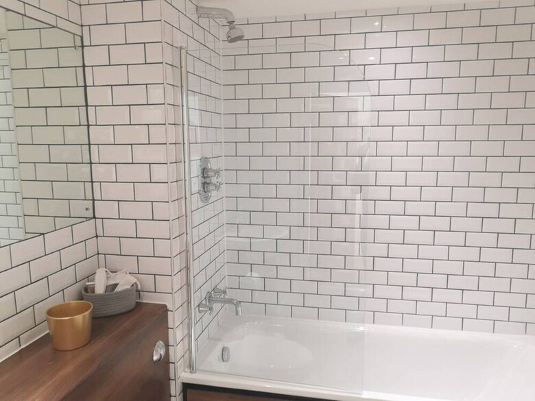 Stylish 1 Bedroom Apartment Near Clifton Triangle