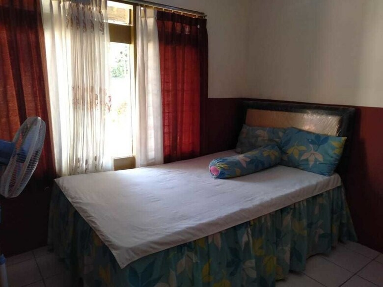 Bed & Breakfast Puri Made 2 Homestay