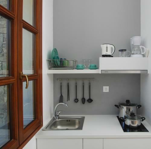 Apartamentos Syros Wellness Luxury Suites