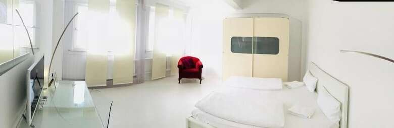 Hostal @friends By City Surfer