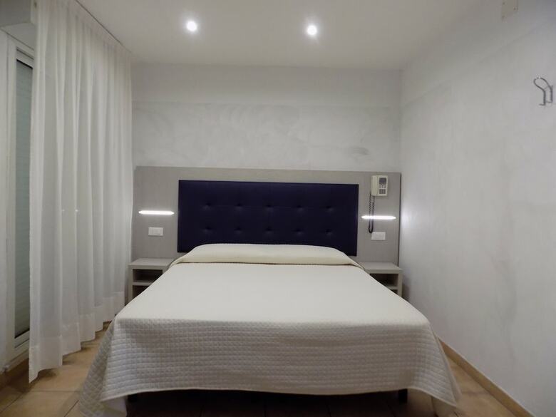Hotel Diplomatic