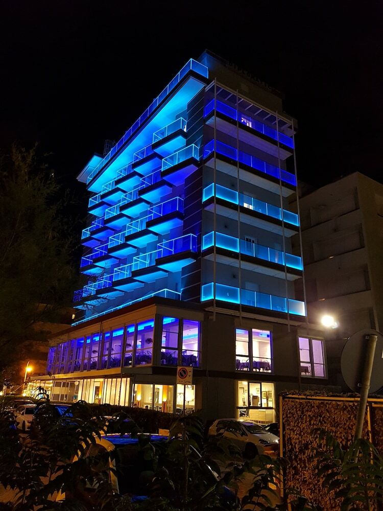 Hotel Diplomatic