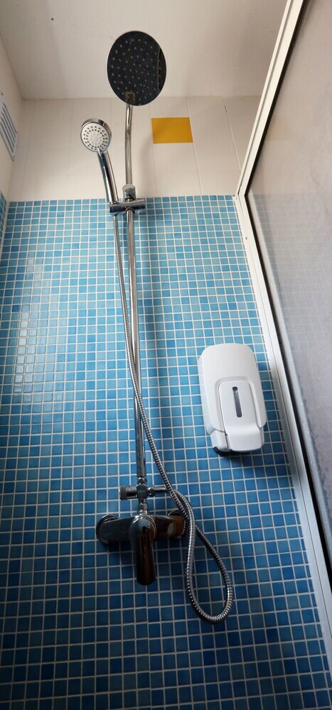 Hostal Sagres Sun Stay - Surf Camp & Hostel