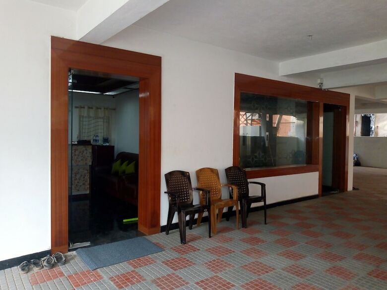 Hotel Sri Sai Residency