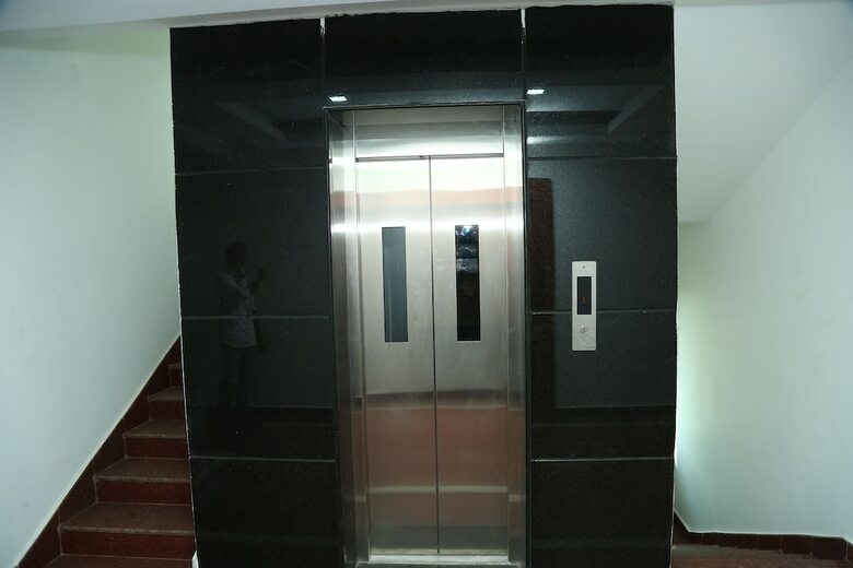 Hotel Sri Sai Residency