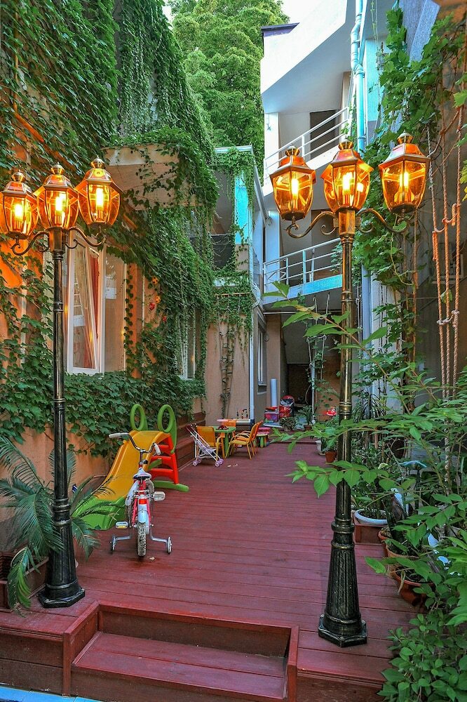 Hotel Kamelot