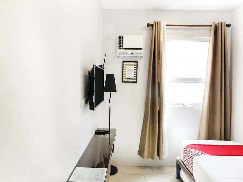 Hostal Oyo 485 The Rooms By Alinace