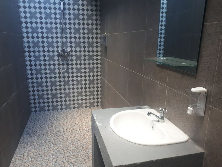 Hotel Karang Awak House