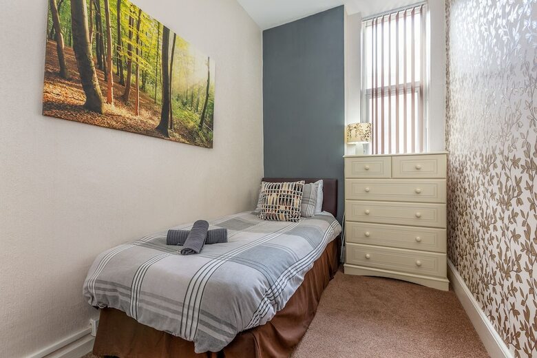 Bromley Central Holiday Home