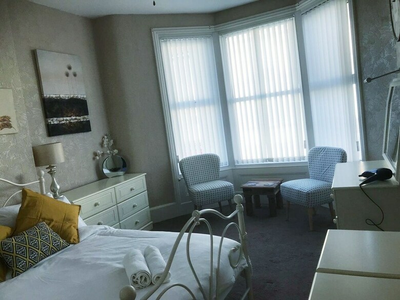Bromley Central Holiday Home