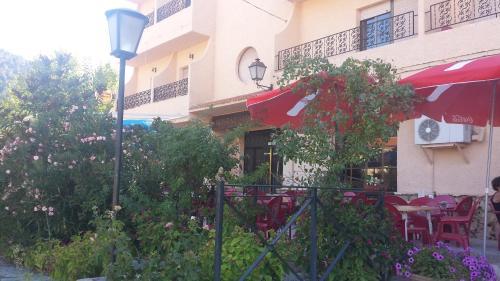 Hostal Restaurante Los Bronces