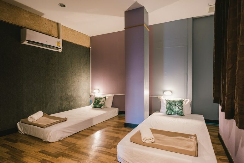 Hostal Guyasuka X Suthisan - Hostel