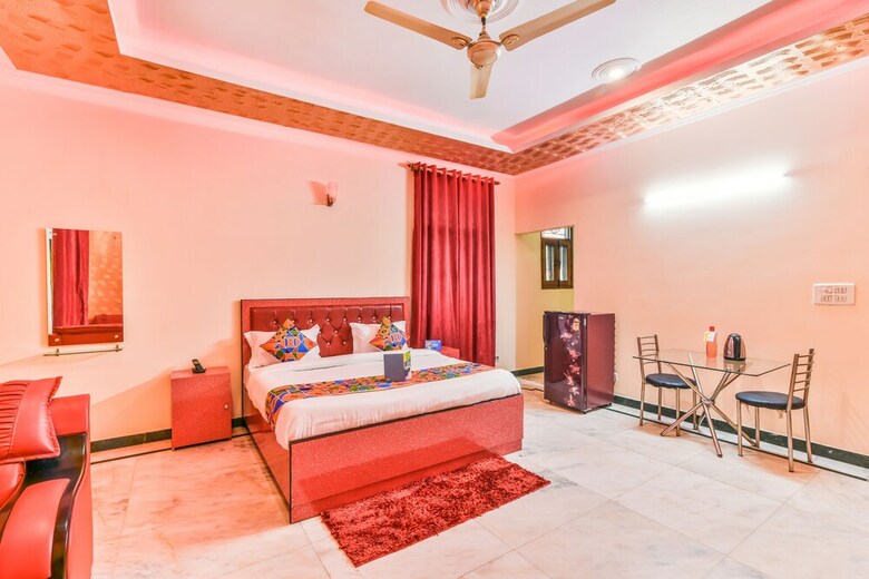 Fabhotel Prakash Apartment