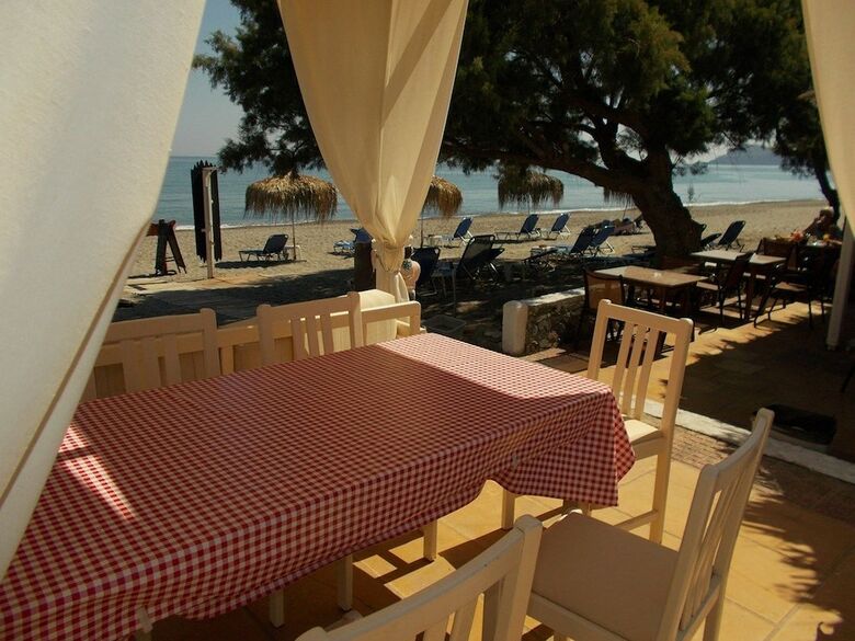 Hippokratis Apartments