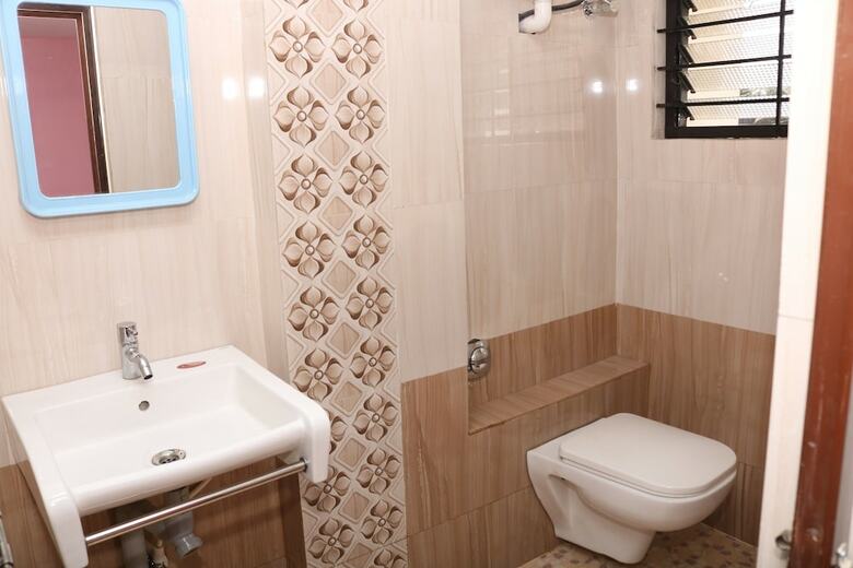 Hotel Pooja Residency