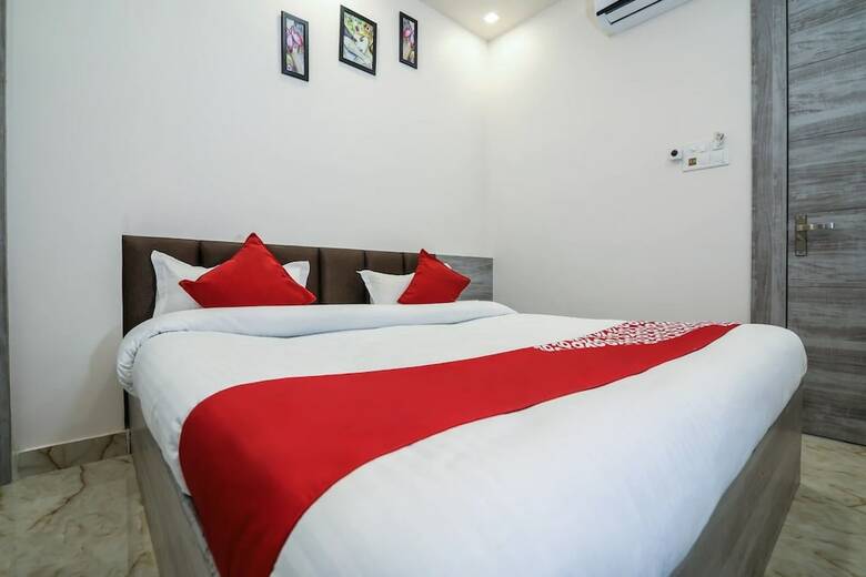 Hotel Pooja Residency