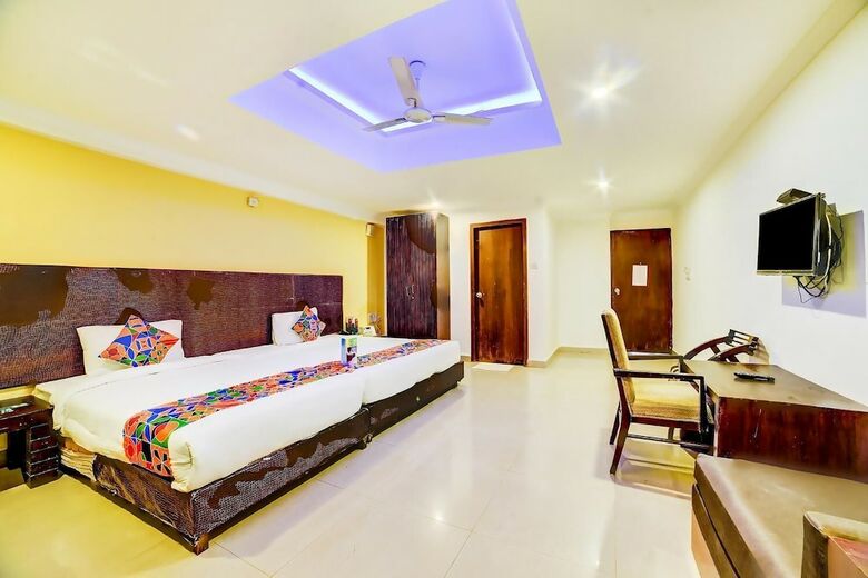 Hotel Nitya Resort