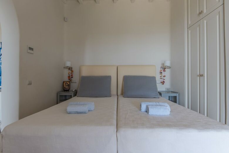 Hera Iconic Mykonian Villa