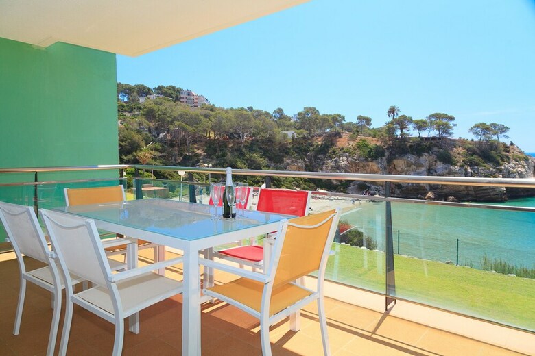 Apartamentos Uhc Arinsal Family Complex