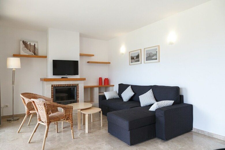 Apartamentos Uhc Arinsal Family Complex