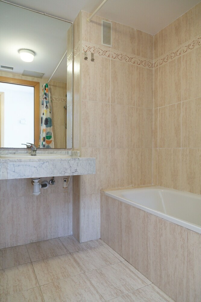 Apartamentos Uhc Arinsal Family Complex