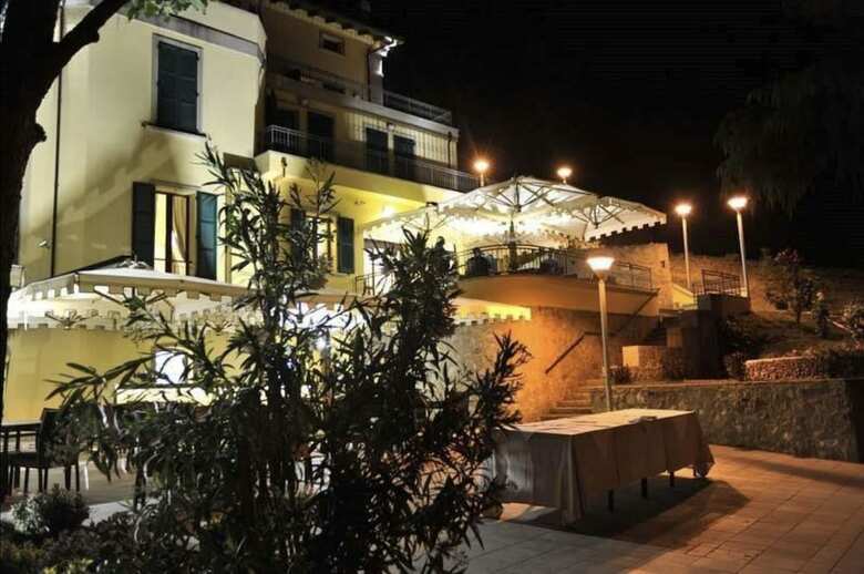 Posada Villa Del Sasso