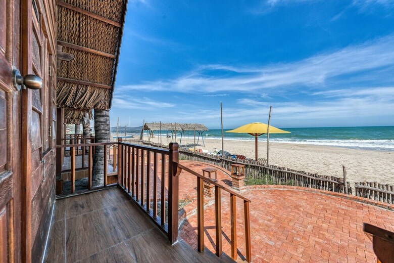 Hotel Honba Lagi Beach Resort