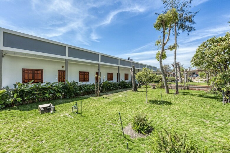 Hotel Honba Lagi Beach Resort