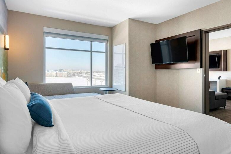 Cambria Hotel Bloomington Mall Of America
