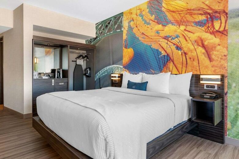 Cambria Hotel Bloomington Mall Of America
