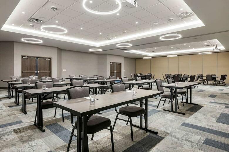 Cambria Hotel Bloomington Mall Of America