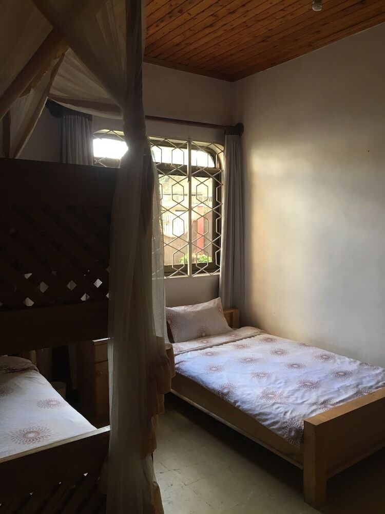 Hostal Footprints Hostel