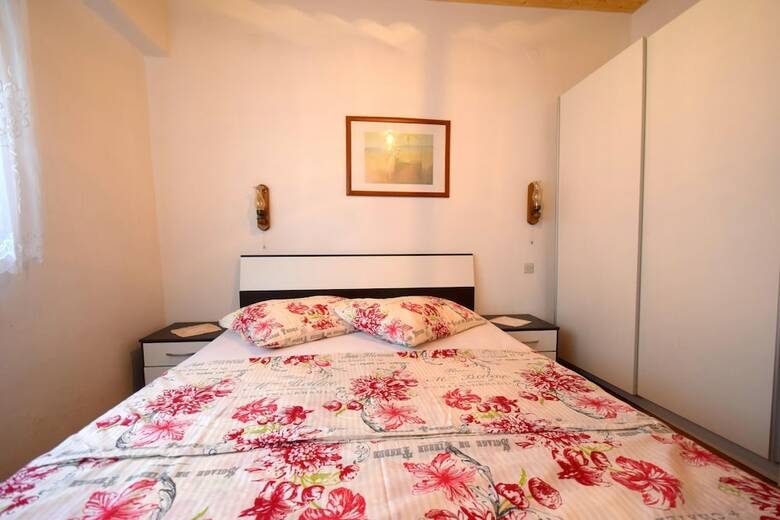 Apartments Buturajac