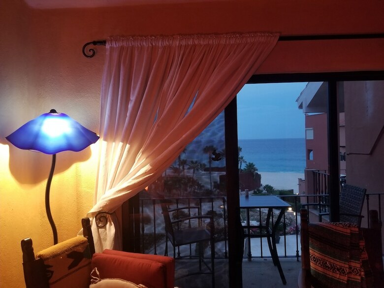 Villa 1 Minute To The Sand