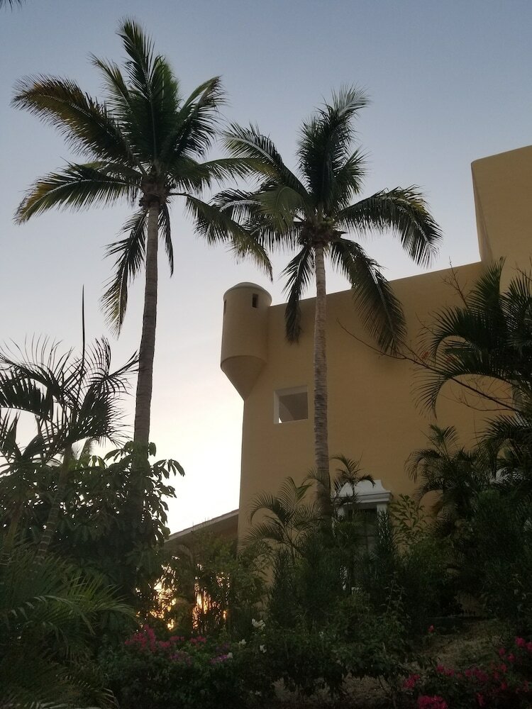 Villa 1 Minute To The Sand