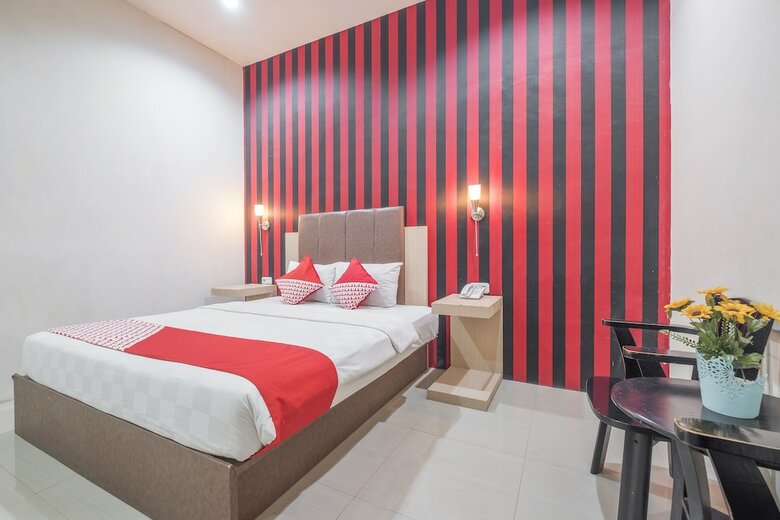 Hostal Oyo 466 Gahara Hotel