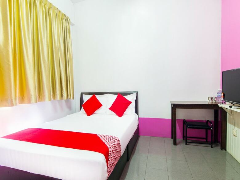 Oyo 880 Hotel Purple Town