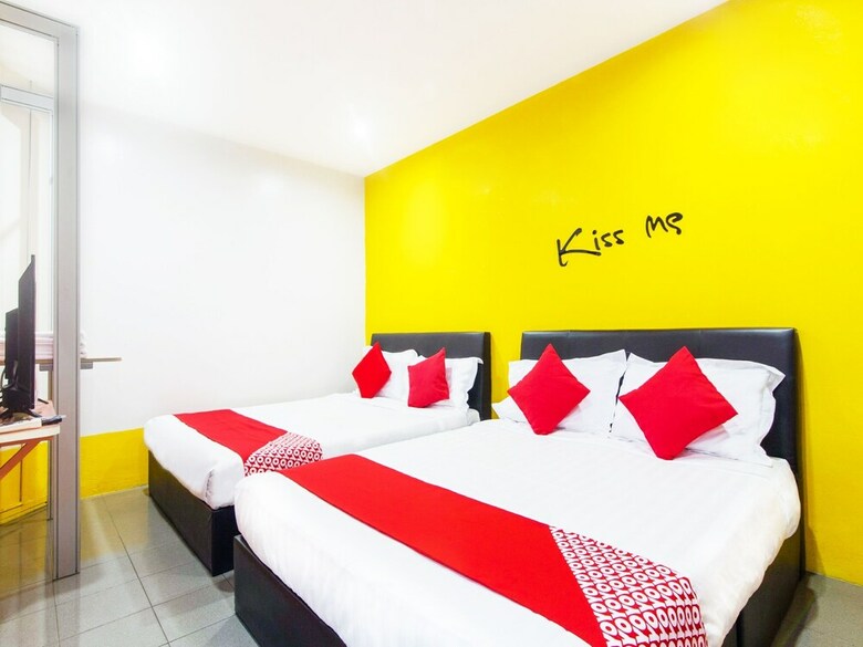 Oyo 880 Hotel Purple Town