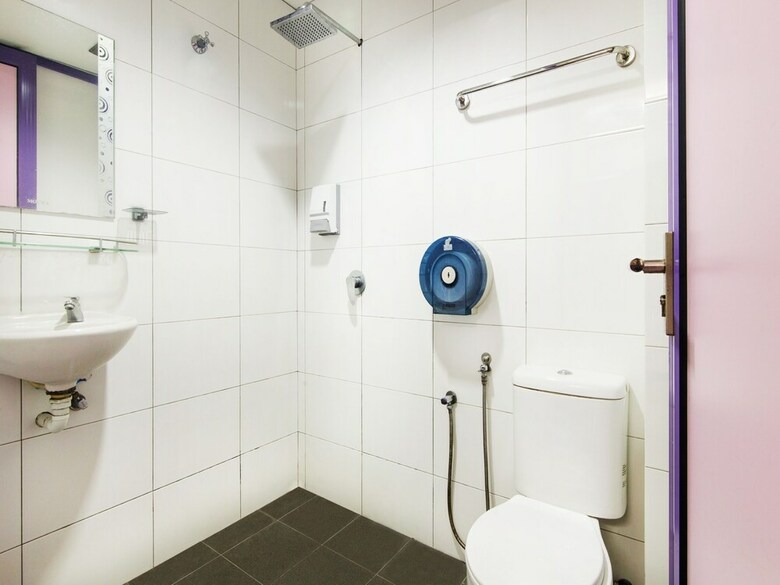 Oyo 880 Hotel Purple Town