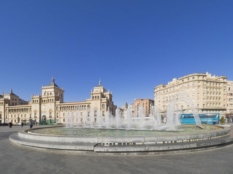 Claustro "las Francesas" Apartamento de Lujo En El Coraz�n de Valladolid