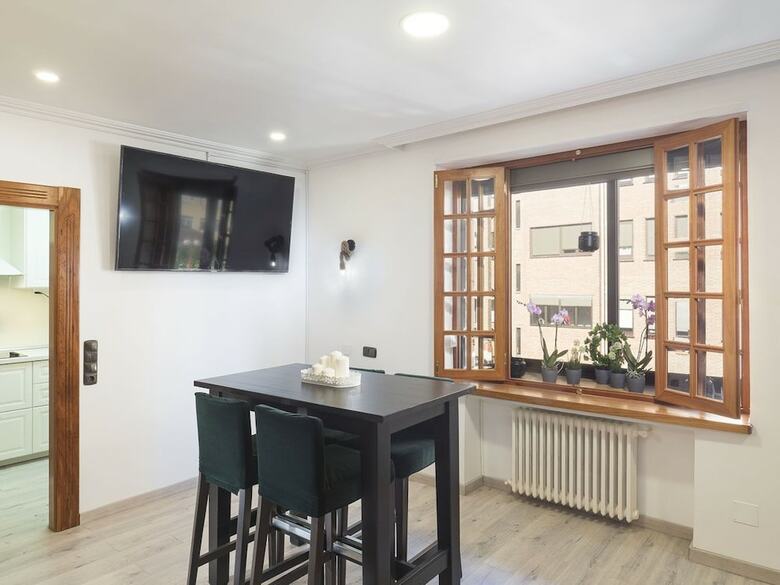 Claustro "las Francesas" Apartamento de Lujo En El Coraz�n de Valladolid