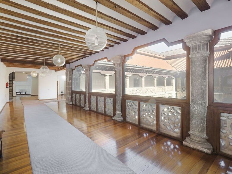 Claustro "las Francesas" Apartamento de Lujo En El Coraz�n de Valladolid