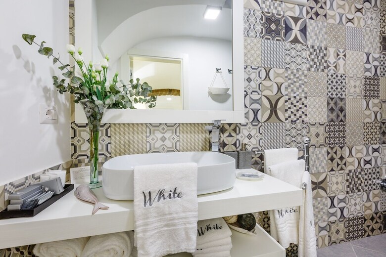 White Stylish Apartments