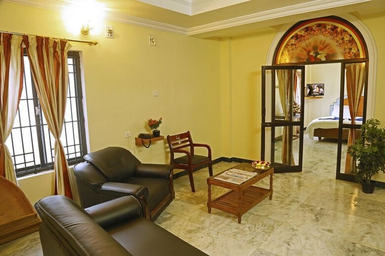 Hotel Ganga Palace